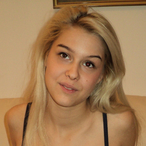 Profil de Hasnia, 27 ans, Cougar nus à Wengi b. Frutigen (Berne)